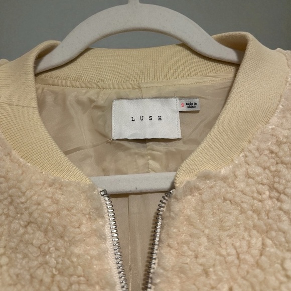 LUSH Women's Faux Shearling Bomber Jacket Cream Small - Picture 6 of 10